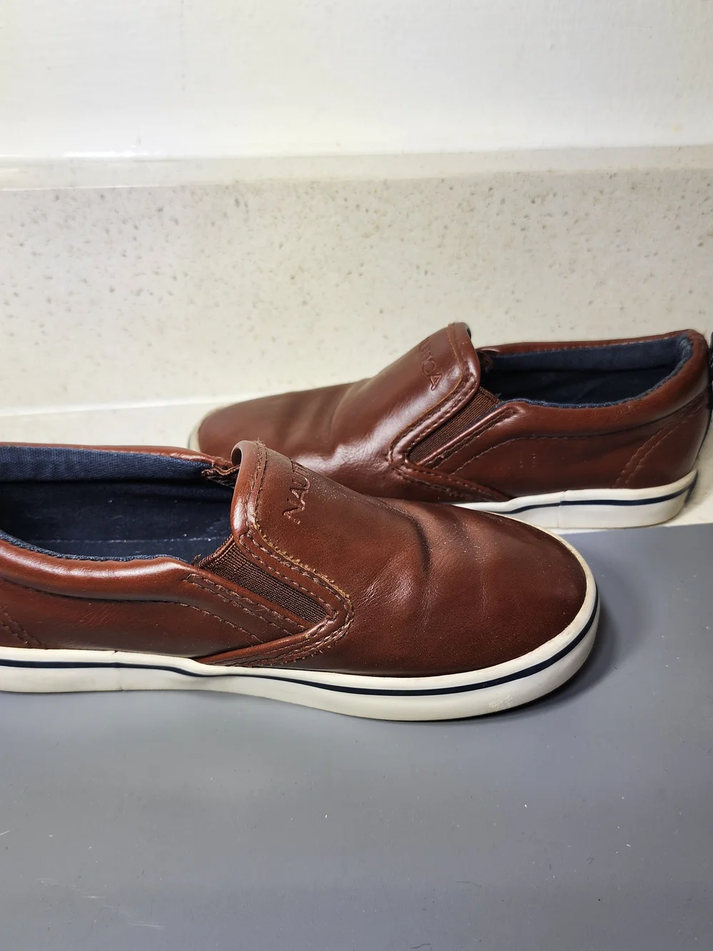 Nautica kids brown